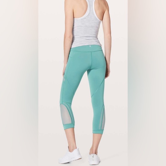 NWT NEW Lululemon Forget The Sweat Crop *21" Turquoise Sea size 10 - Picture 2 of 5